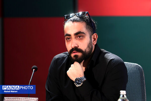 نشست نقد و بررسی فیلم «زندگی کوچک کوچک» در چهل و چهارمین جشنواره ملی فیلم فجر