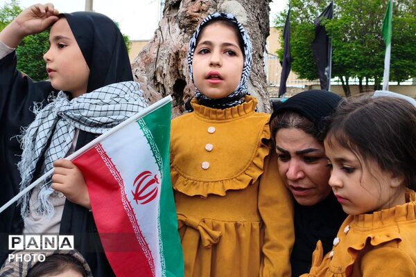 همایش مادر و دختری جان فدا در بهارستان دو