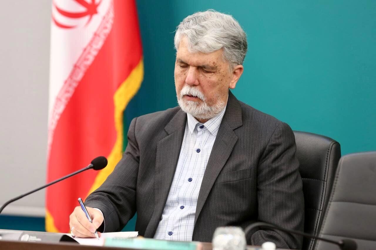 وزیر فرهنگ درگذشت برادر آیت‌الله العظمی سیستانی را تسلیت گفت