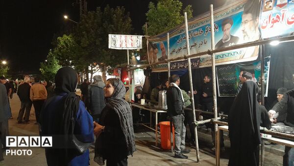 موکب  شهدای روستای آهوان در پنجاه و هشتمین شب 