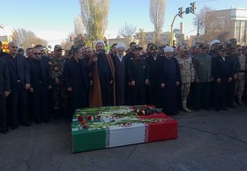 آیین تشییع و تدفین شهدای گمنام در استان اردبیل