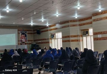 دوره آموزشی سبک‌های فرزندپروری در کارگاه توانمندسازی حاجی‌آباد