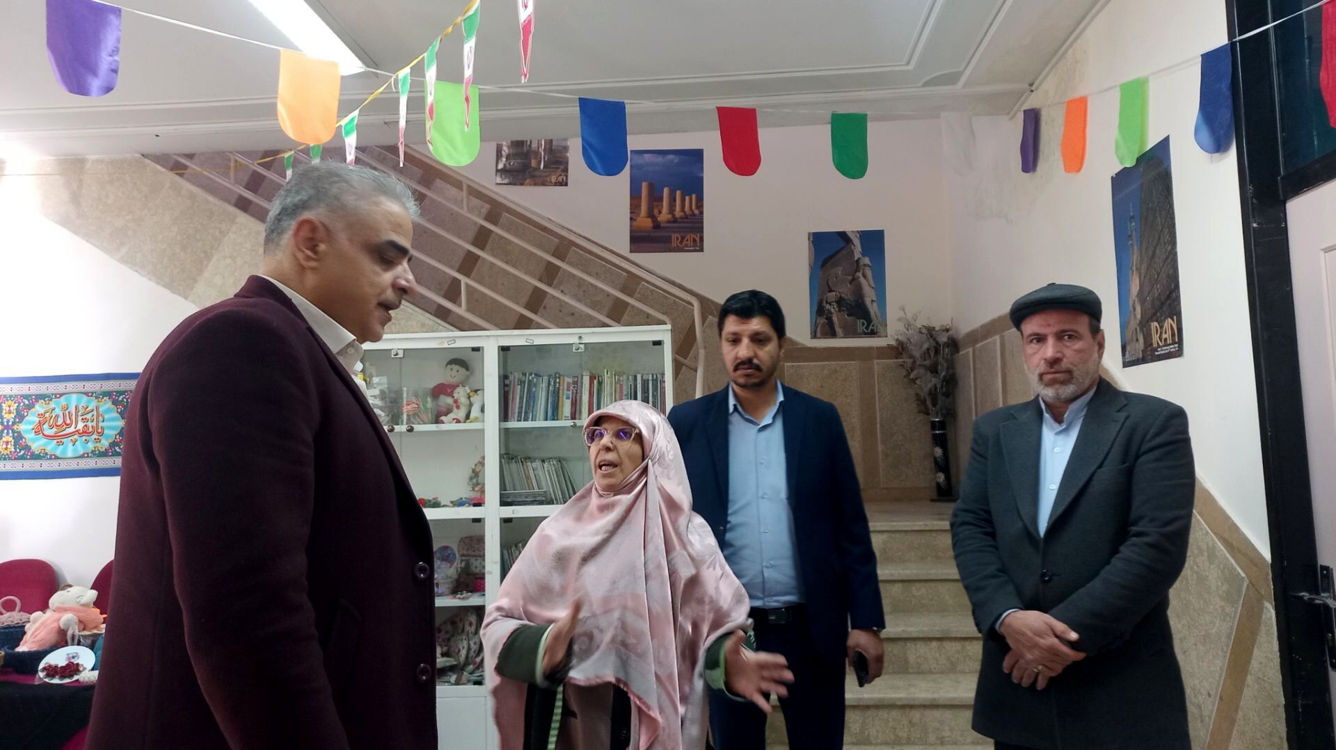 افتتاحیه کافه دخترانه «بابونه» در شهرکرد