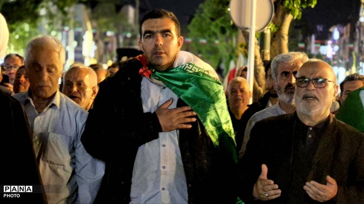 خروش مردم فردیس در تداوم مسیر انقلاب