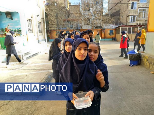 جشن میلاد حضرت زهرا (س) در دبیرستان میرزا جعفر سروقد