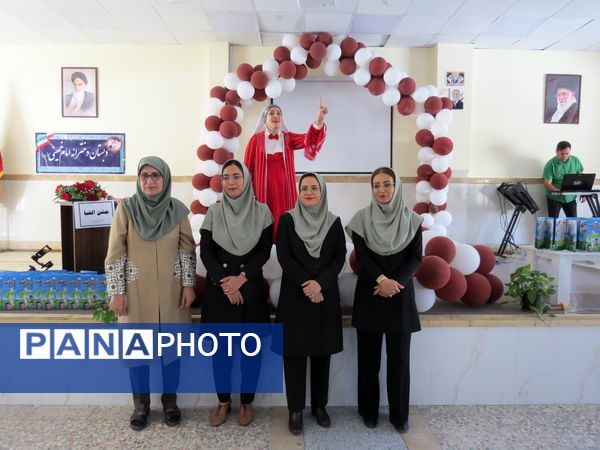 جشن الفبا در مدرسه دخترانه امام خمینی(ره) بجنورد