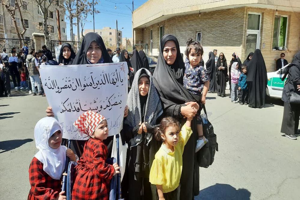 خروش مردم روزه‌دار و انقلابی ملارد در راهپیمایی روز قدس 