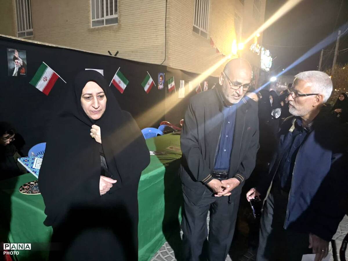 بازدید مدیرکل آموزش و پرورش استان از موکب‌های فرهنگیان و دانش‌آموزی ناحیه دو یزد
