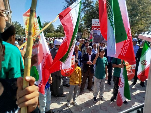 راهپیمایی جمعه خشم باحضور جمعی مردم ولایت مدار ترشیزکهن در کاشمر 