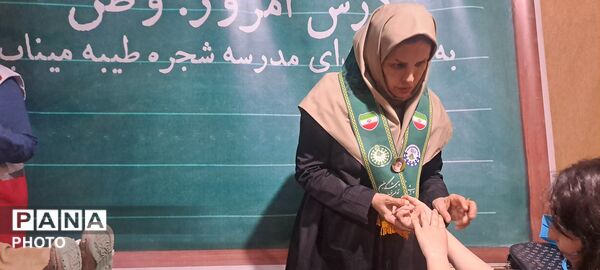 برپایی موکب پاتوق «نوجوانان مبارزِ » ناحیه 4 کرج 