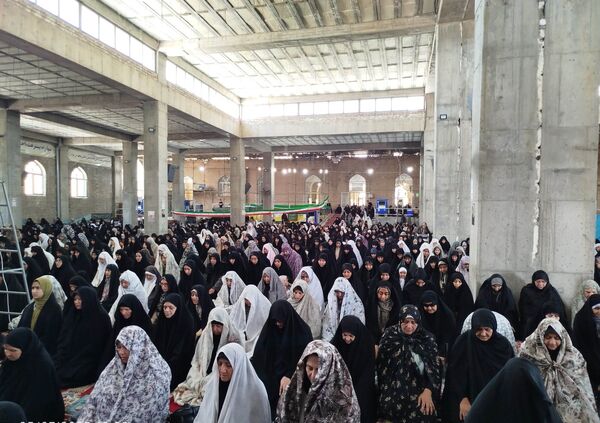 نماز جمعه در آخرین جمعه ماه محرم 