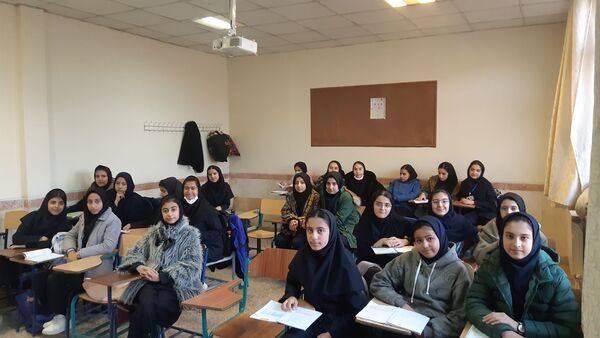آغاز روزی تازه در مدرسه فاطمه معصومه (س) سراب