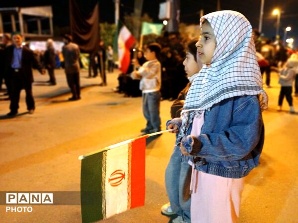 فرهنگیان و دانش آموزان گلستان همچنان پای میدان