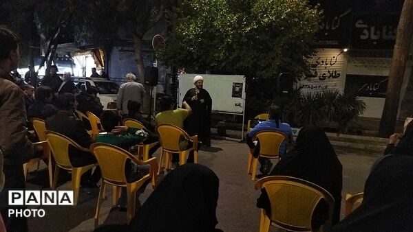 دویست و سی و دو شب فعالیت کافه گفتگو در حسینیه امام خمینی نیشابور 