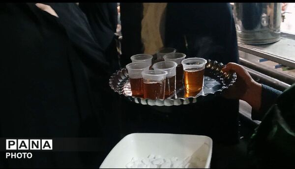 مردم نهاوند با حضور پرشور، یاد امام خمینی(ره) را زنده نگه داشتند