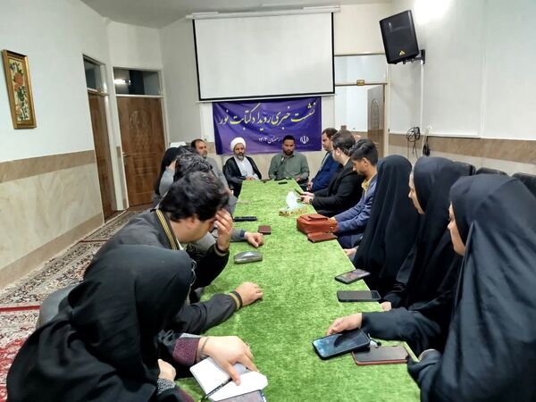 نشست خبری رویداد کتابت نور در کاشمر