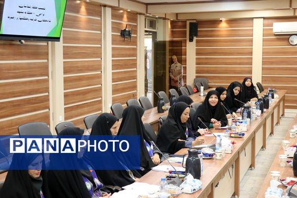 نشست کارشناسان سازمان دانش‌آموزی نواحی هفتگانه مشهد 