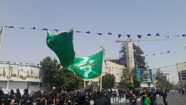  مراسم باشکوه ظهر عاشورا در امامزاده حسن کرج