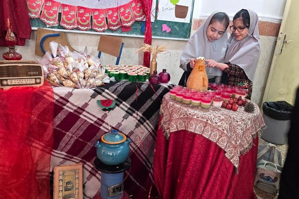 یلدا؛ پیوند شادی و فرهنگ در دبستان شهید آقچه‌لو 