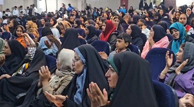 جشن نیمه شعبان و دهه فجر در حاجی‌آباد