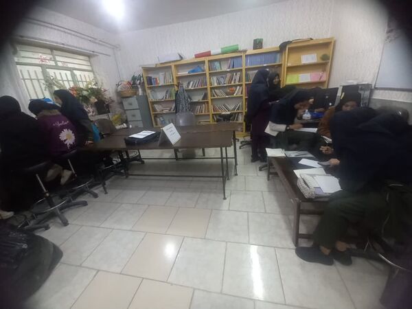 برگزاری لیگ پایا در دبیرستان عفت
