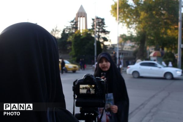 دانش‌آموزان همدانی در سومین رویداد «۱۶۸» یاد شهدای دانش‌آموز میناب را گرامی داشتند