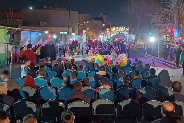 جشن خیابانی و هئیت هفتگی دختران دبیرستان شهید رستمرودی به مناسبت ولادت حضرت رقیه(س) 