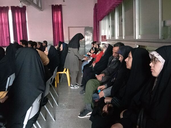 برگزاری کارگاه آموزش خانواده در دبیرستان نمونه اندیشه