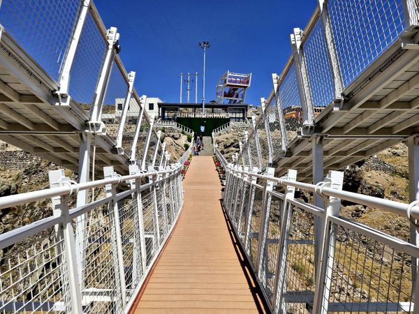 پل معلق سه‌طبقه ورگه‌سران؛ شکوه معماری بر فراز دره ورگه سران