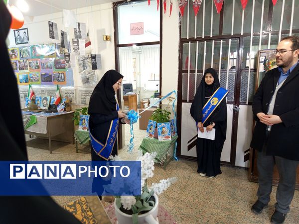 «مدرسه انقلاب» در تویسرکان؛ روایتی از تاریخ و هویت ایرانی برای نوجوانان