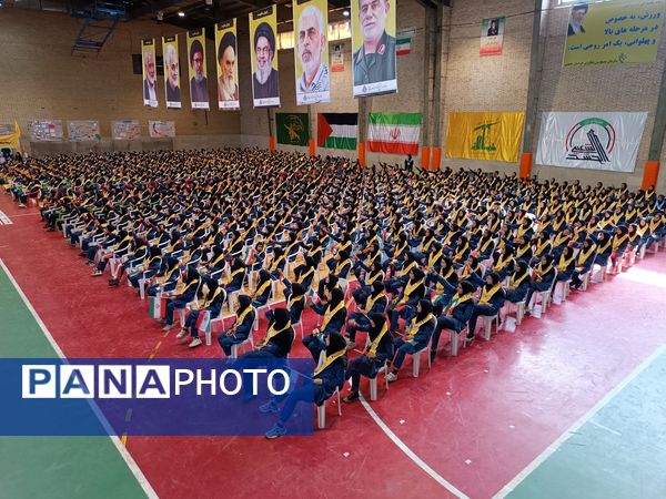 همایش بزرگ یاوران مقاومت در بیرجند 