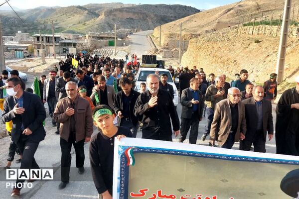 دسته‌های عزاداری  امام‌ علی (ع) و رهبر شهید در قلعه رئیسی