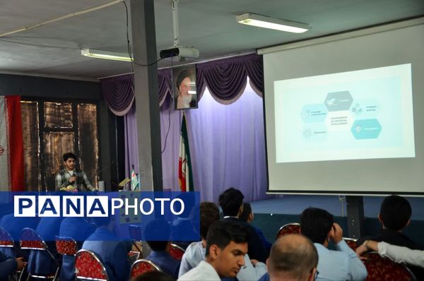 کارگاه آموزشی خبرنگاری پسران منطقه 6