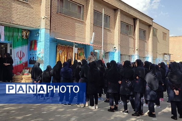 مدراس شهرستان قدس میزبان پرچم حرم امام حسین (ع) و شهید گمنام 