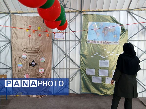 جشن۲۲بهمن در دبیرستان شاهد شهید مصلحی