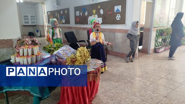 جشن شکوفه ها در دبستان نیایش 