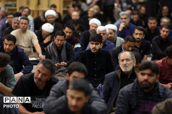 مراسم سالروز شهادت امام جعفر صادق(ع) در حرم کریمه اهل بیت(س)