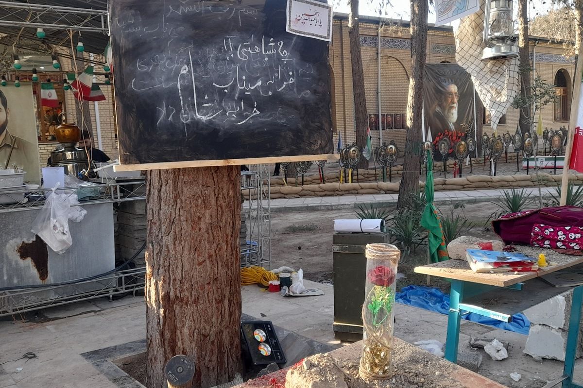  مراسم سوگواری در مزار شهدا برای عاشورای حسینی در شهر قدس