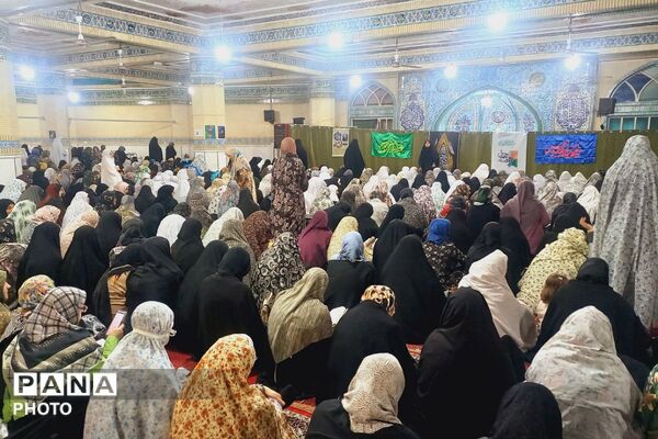 اقامه نماز جمعه ورامین در مسجد صاحب‌الزمان(عج)