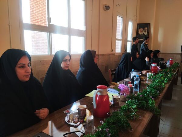  ششمین جلسه پروژه مهر ناحیه ۶ در هنرستان دارالفنون