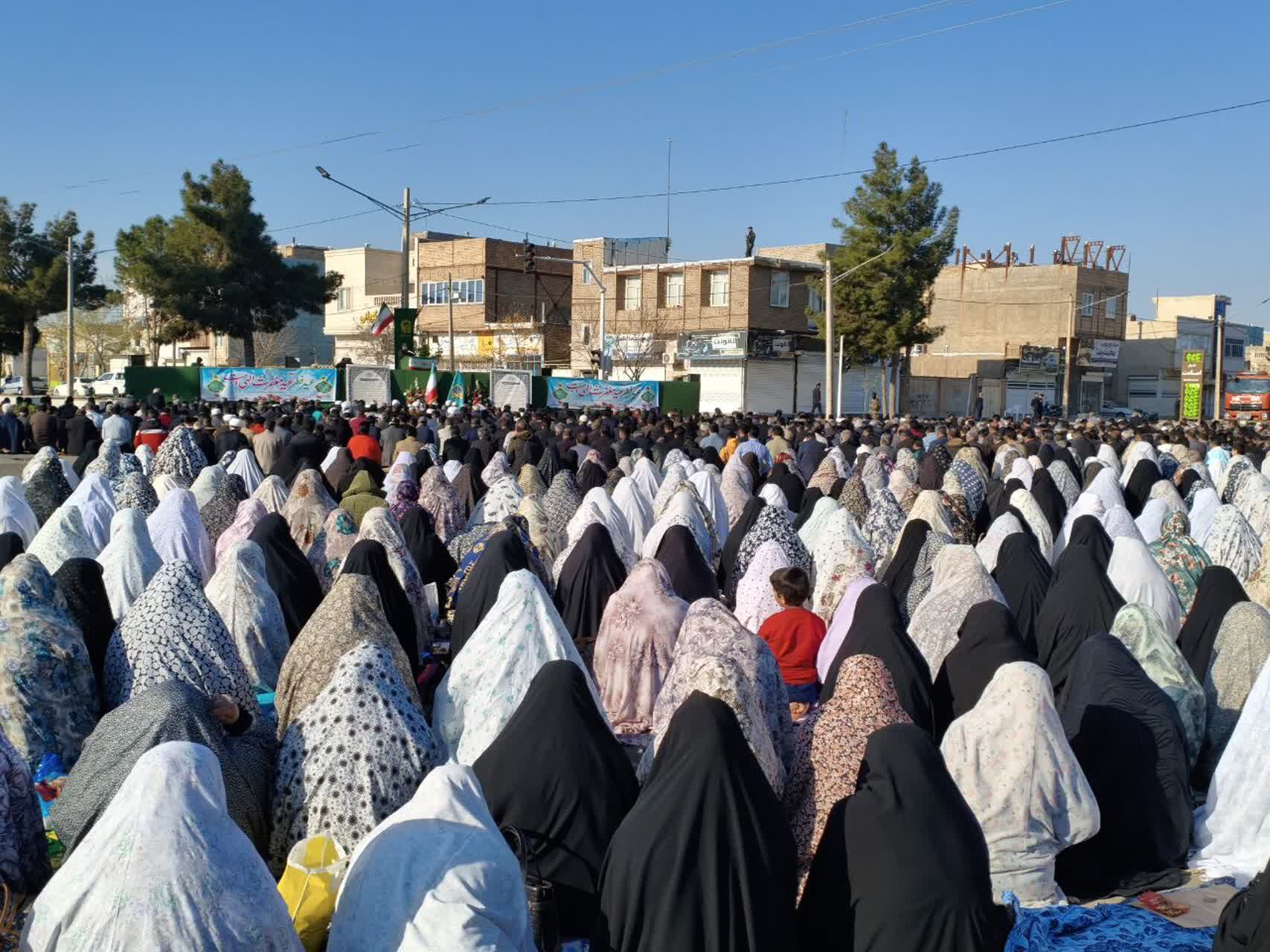  نماز عیدسعید فطر در سرخس، آیینه‌ای از وحدت و انسجام اسلامی