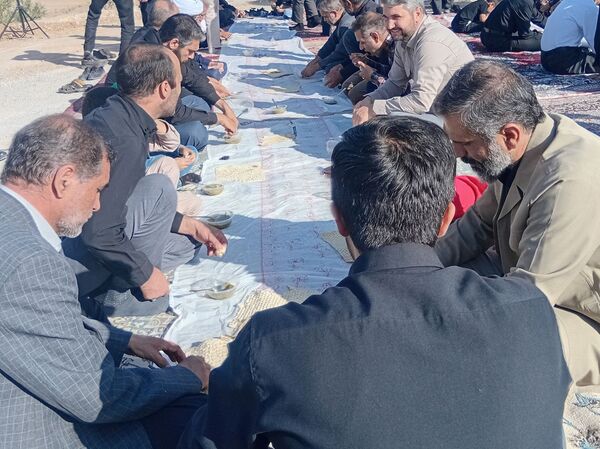 برگزاری مراسم پرفیض دعای ندبه در تپه نورالشهدا شهر نقنه