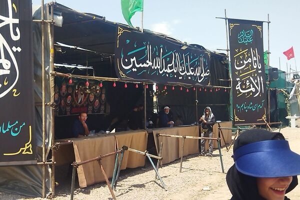 موکب یا ثامن الائمه میزبان زائران پیاده امام رضا ( ع) 