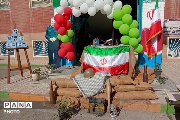 مراسم یادبود شهدای دانش‌آموز مدرسه شجره طیبه میناب