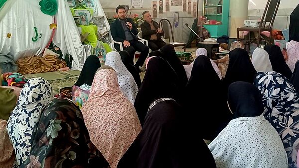 اعتکاف، پرواز دل‌های دختران دانش‌آموز کوهپایه