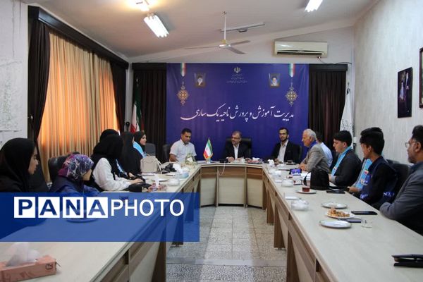 تقدیر از دانش‌آموز خبرنگاران پانا در ساری