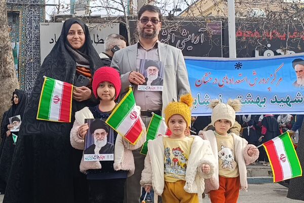  راهپیمایی تاریخی و باشکوه 22 بهمن با حضور مردم ولایتمدار شهرستان نیشابور