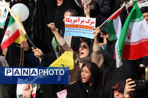 راهپیمایی بزرگ یوم الله ۲۲ بهمن ماه در اصفهان 