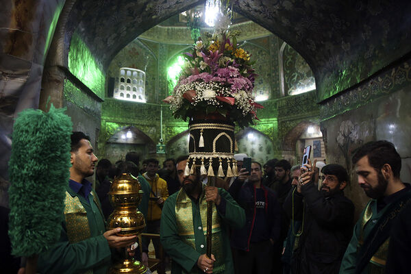 جشن عید مبعث در شب و روز بارانی حرم حضرت معصومه(س)