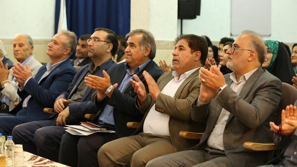 خشت گذاری ۵ پروژه‌ عمرانی منطقه ۵ آموزش و پرورش شهر تهران